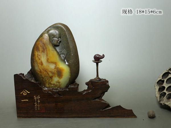 来宾水玉（黄龙玉）《佛缘》中华龙奖“最佳创意奖”